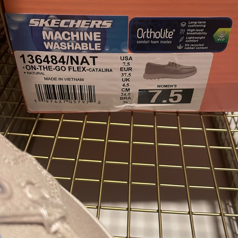 Sketcher Machine Washable - Picture 3 of 5
